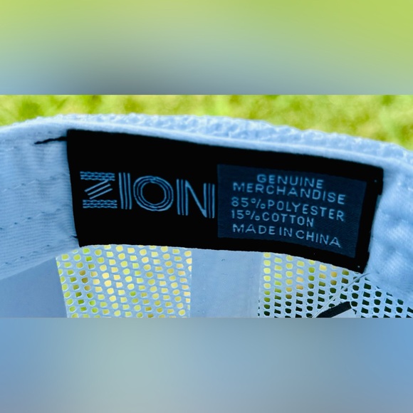 Hecho en Mexico PATCH 7-PANEL TRUCKER SNAPBACK CAP - Picture 4 of 6